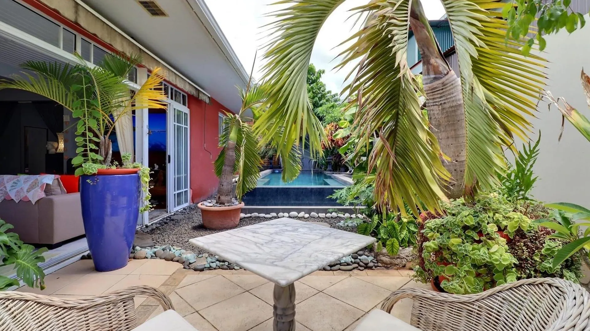 Fare Nahina - 2 Bedrooms - City Center - Swimming Pool Papeete  0*, Papeete (Tahiti)