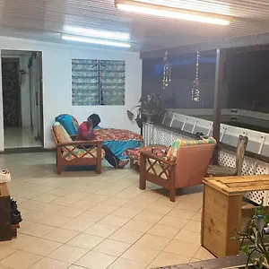 Ravehei Smile Papeete Punaauia Hostel